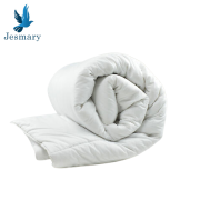 CÁC LOẠI CHĂN CHO KHÁCH SẠN GIÁ RẺ, CHÂT LƯỢNG